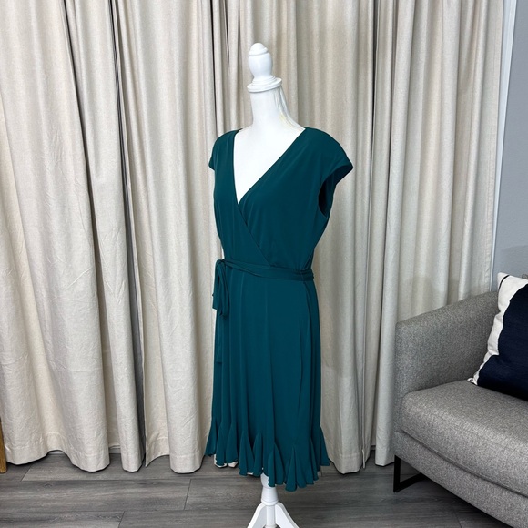 GLAMOUR • Teal Short Sleeve Dress - Picture 5 of 5